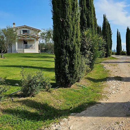 Agriturismo Poggio Di Maremma Pescia Romana Exterior foto