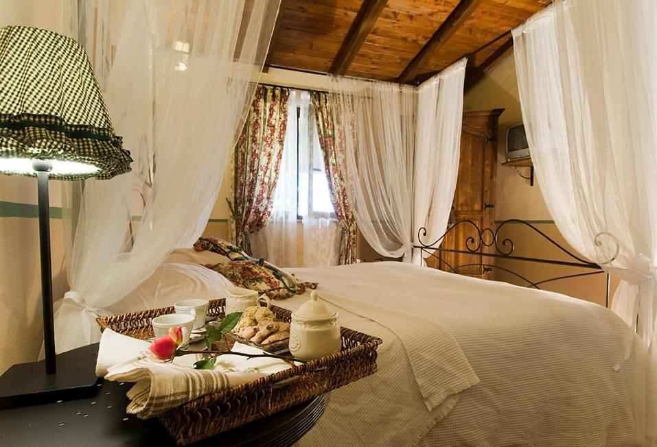 Agriturismo Poggio Di Maremma Pescia Romana Exterior foto