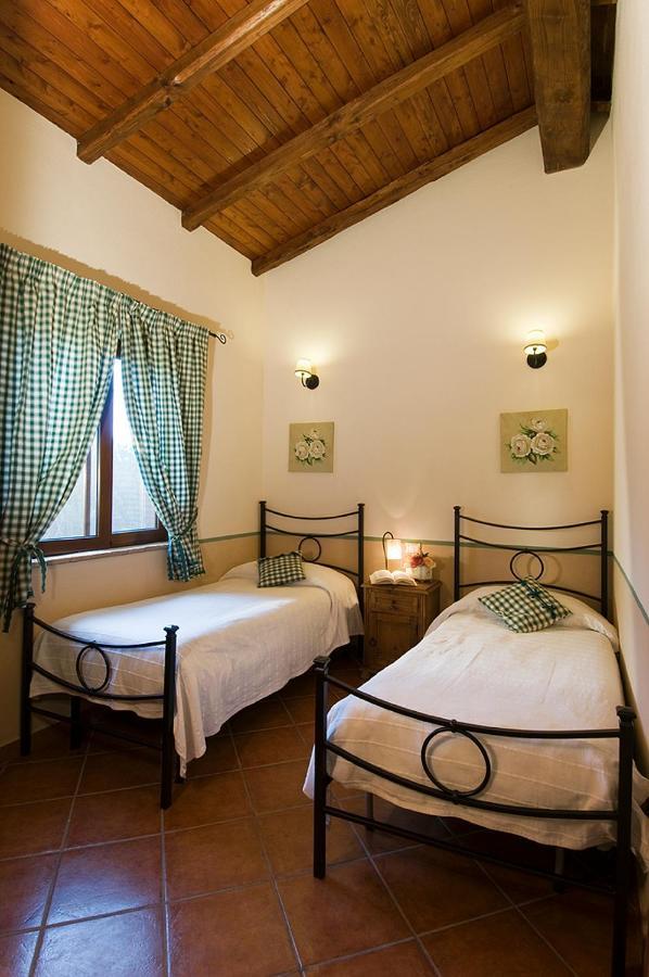 Agriturismo Poggio Di Maremma Pescia Romana Exterior foto