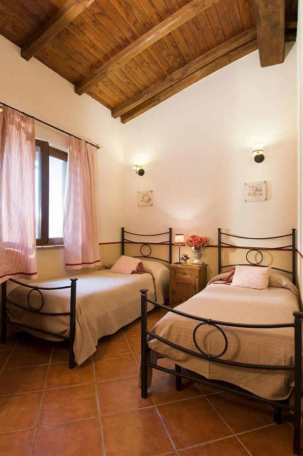 Agriturismo Poggio Di Maremma Pescia Romana Exterior foto