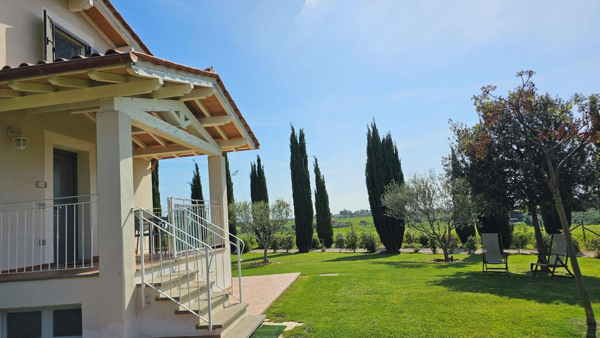 Agriturismo Poggio Di Maremma Pescia Romana Exterior foto