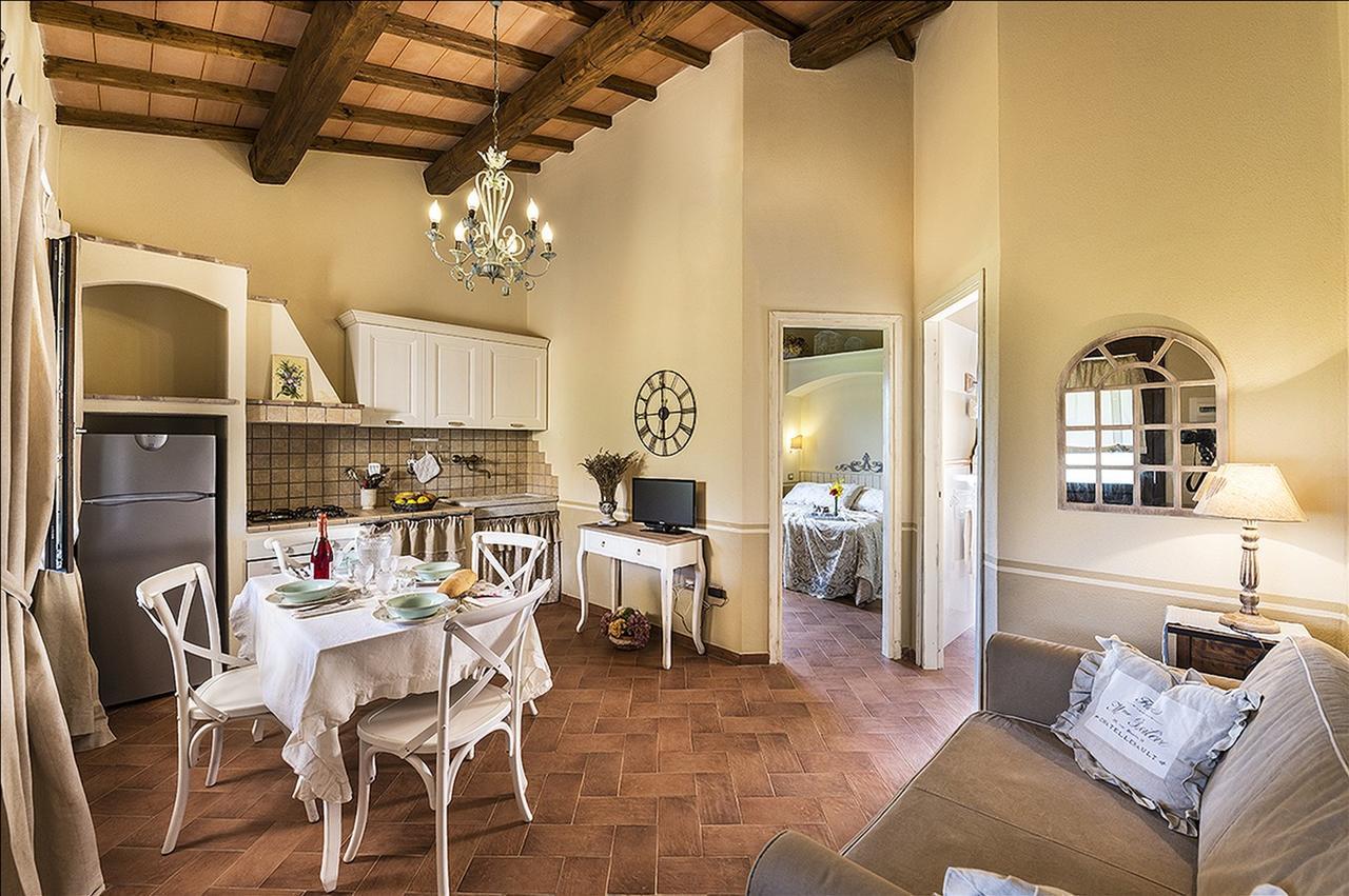 Agriturismo Poggio Di Maremma Pescia Romana Exterior foto