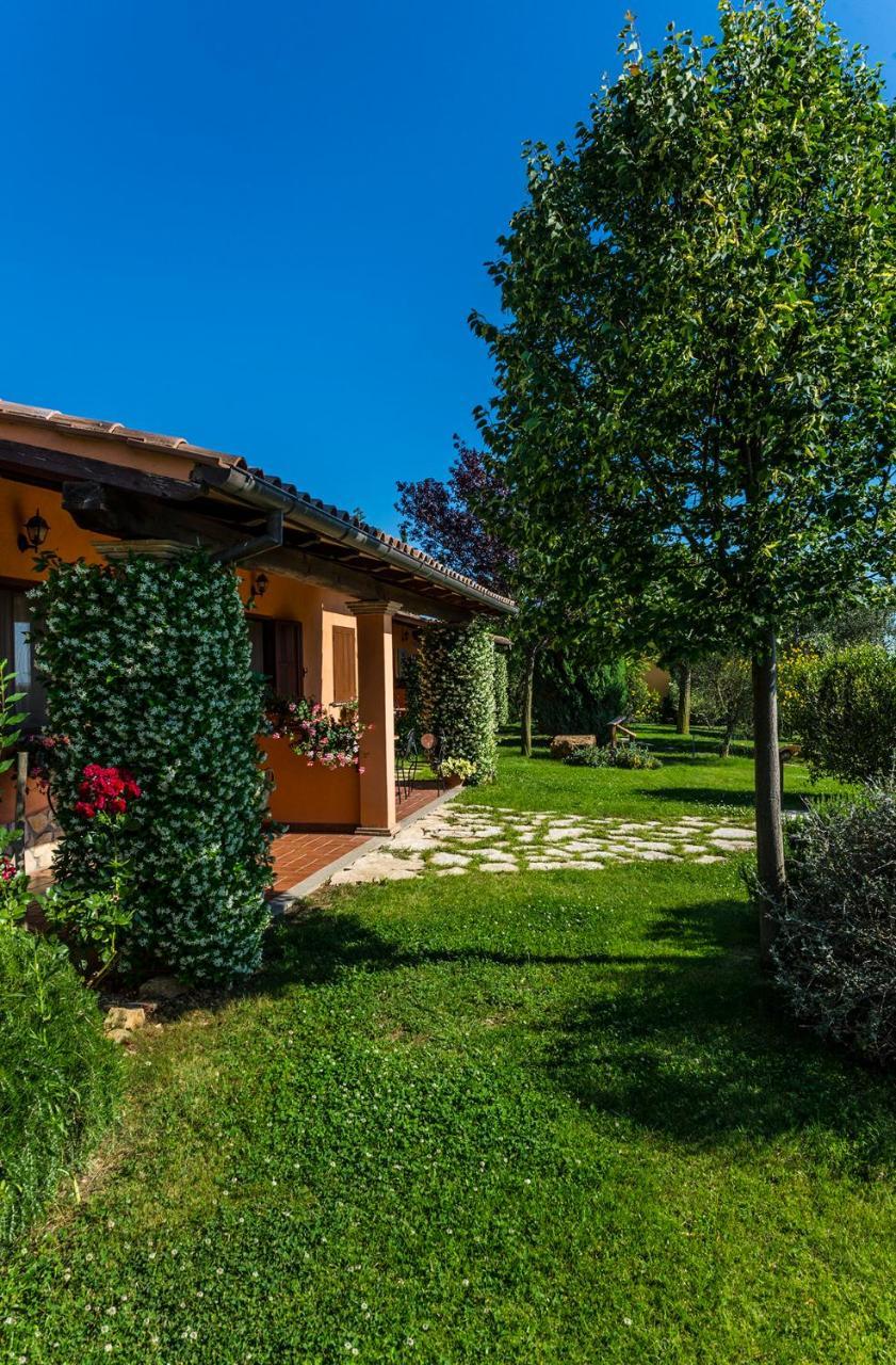 Agriturismo Poggio Di Maremma Pescia Romana Exterior foto