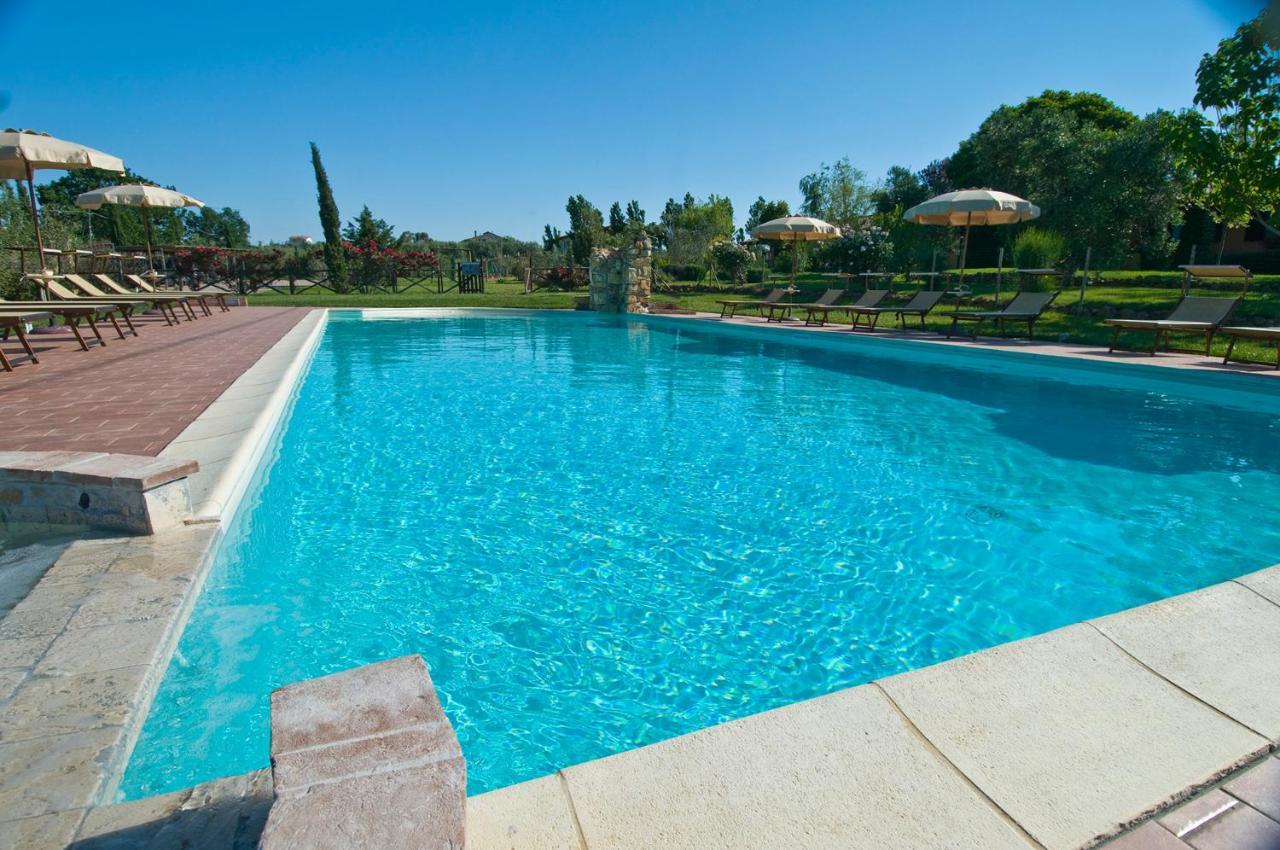 Agriturismo Poggio Di Maremma Pescia Romana Exterior foto
