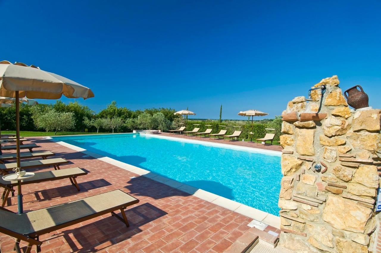 Agriturismo Poggio Di Maremma Pescia Romana Exterior foto